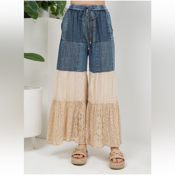 Young Threads Denim - YTS8–(PRE ORDER 3/20) Elegant Denim and Lace Flare Jeans